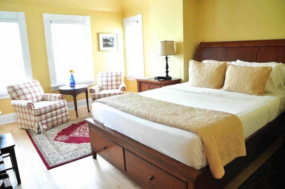 Greenway House Bed And Breakfast Green Lake エクステリア 写真
